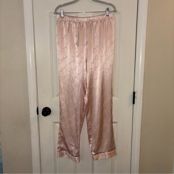 Juicy Couture Light Pink Jacquard Silk Pajamas Set - Medium - Picture 6 of 7